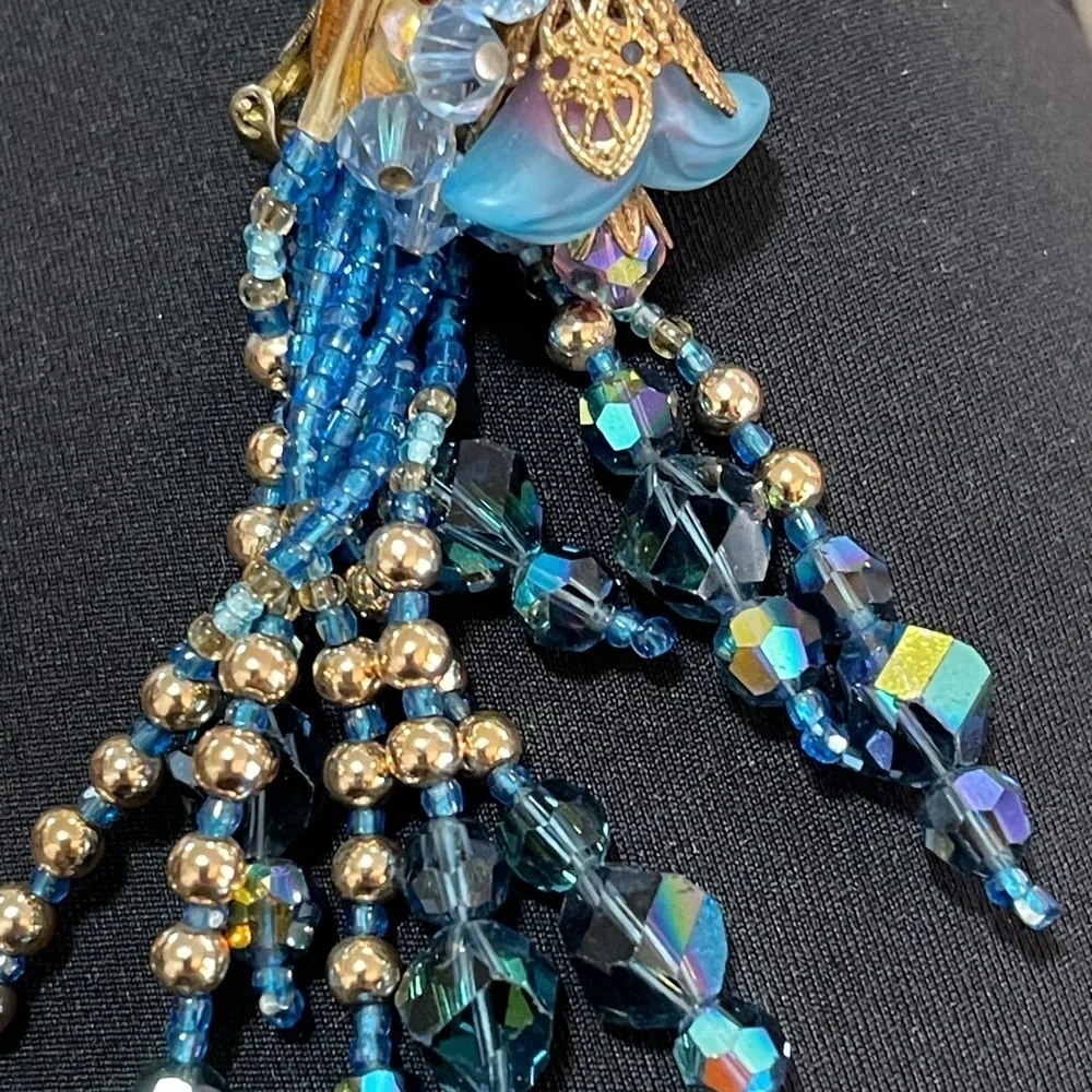 Nightingale elegant vintage